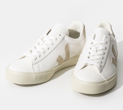 VEJA（ヴェジャ）ホワイトのスニーカー