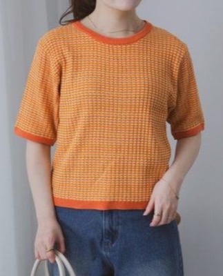 ehka sopo（エヘカソポ）オレンジの幾何柄半袖ニット