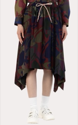 Vivienne Westwood（ヴィヴィアン・ウエストウッド）カーキ系のプリントスカート