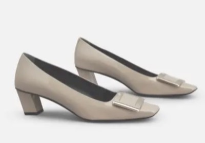 Roger Vivier（ロジェ・ヴィヴィエ）グレージュのメタルバックルパンプス