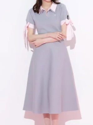 JILL by JILL STUART（ジル バイ ジルスチュアート）ライトグレーのニットワンピース