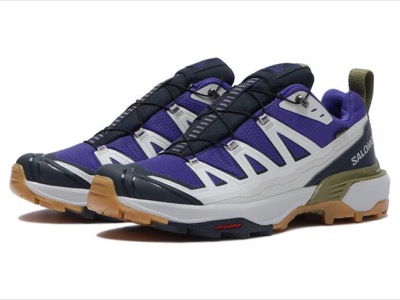 SALOMON（サロモン）パープルのスニーカー