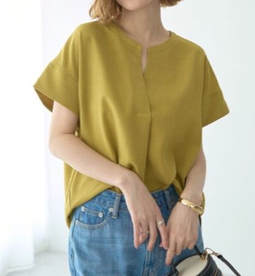 YECCA VECCA（イェッカヴェッカ）イエローのスキッパーブラウス