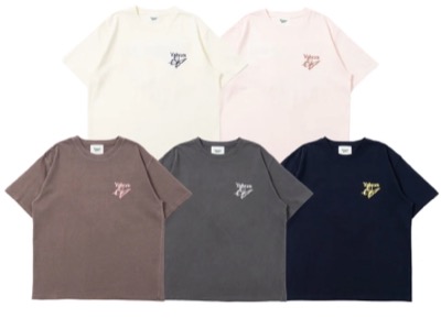 younger song（ヤンガーソング）ブラウンのTシャツ