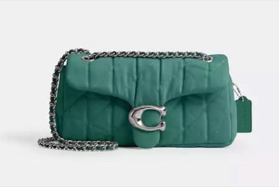 COACH（コーチ）グリーンのバッグ