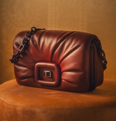 Roger Vivier（ロジェ ヴィヴィエ）ブラウンのレザーバッグ