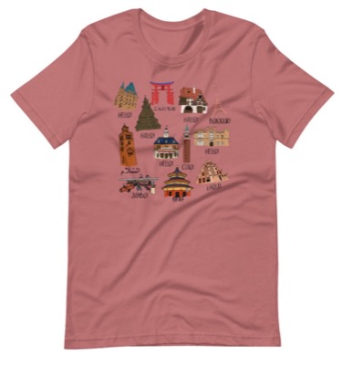 ピンクのプリントTシャツ