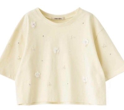 COCO DEAL（ココディール）ライトイエローのビーズTシャツ