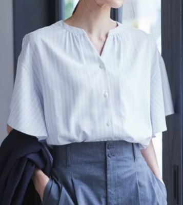 ROPE' PICNIC（ロぺピクニック）サックスブルーのフレンチスキッパーブラウス