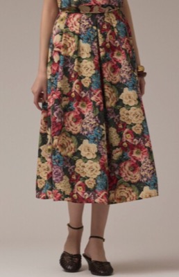 GRACE CONTINENTAL(グレースコンチネンタル)レッド系のフラワースカート