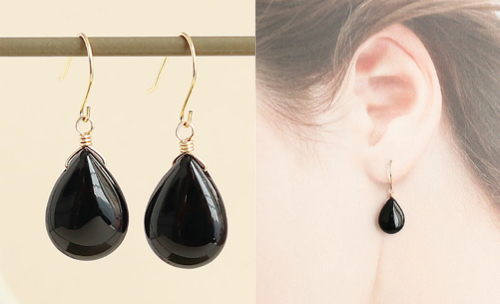 オニキスのピアス