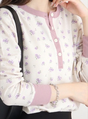 JEMORGAN(ジェーイーモーガン)パープルの花柄ヘンリーネックTシャツ