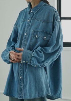 GENE HEAVENS(ジーンヘブンズ)ブルーのデニムシャツ