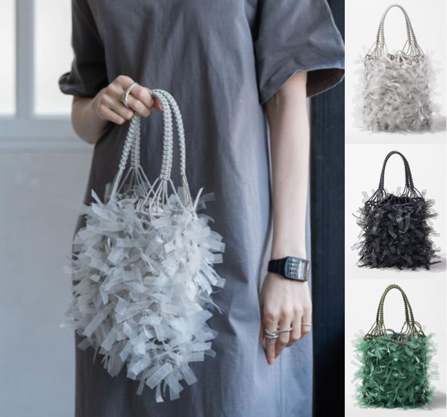 HAYNI(ヘイニ)シルバーのバッグ