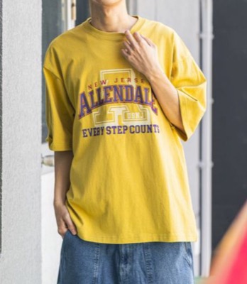 niko and...(ニコアンド)イエローのロゴTシャツ