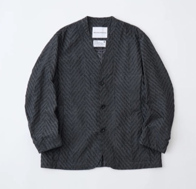 WHITE MOUNTAINEERING（ホワイトマウンテニアリング）チャコールグレーのヘリンボーン柄ジャケット