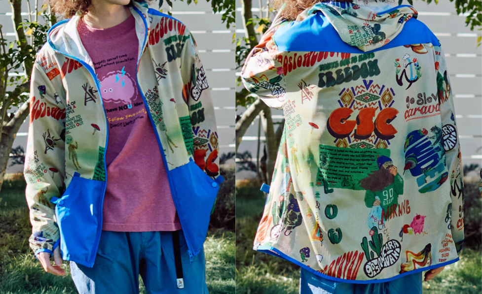 go slow caravan（ゴースローキャラバン）ホワイトxブルーの総柄プリントパーカー