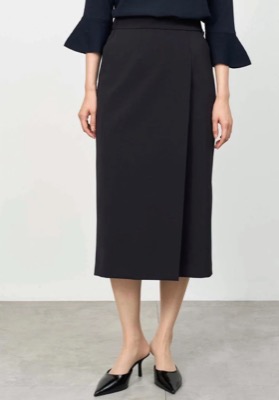 SOÉJU（ソージュ）ネイビーのタイトスカート