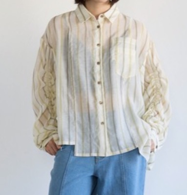 SOTT（ソット）ホワイトのストライプ柄ドロストシャツ