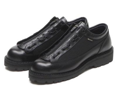 Danner（ダナー）ブラックのスニーカー