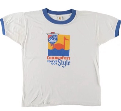 MEDALLION(メダリオン)ホワイトxブルーのプリントTシャツ