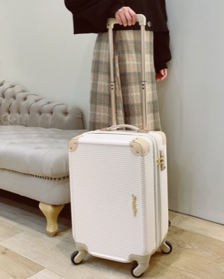 jewelnarose（ジュエルナローズ）ホワイトのキャリーケース