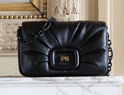 Roger Vivier（ロジェヴィヴィエ）ブラックのショルダーバッグ