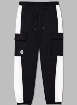 CRONOS（クロノス）ブラックxホワイトのカーゴパンツ