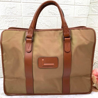 LANCEL(ランセル)ブラウンのビジネスバッグ