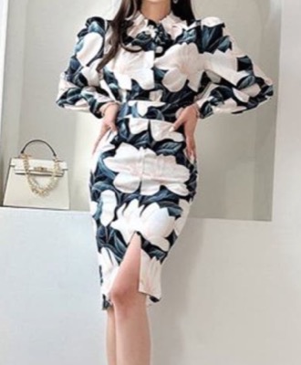 CABARETDRESS（キャバドレス）ホワイトxグリーンのフラワードレス