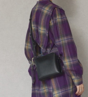 Ungrid(アングリッド)ブラックのショルダーバッグ