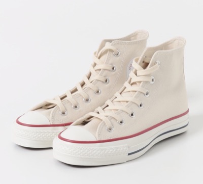 CONVERSE（コンバース）ライトベージュのスニーカー