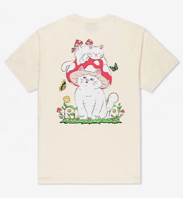 zumiez(ズーミーズ)ホワイトの猫プリントTシャツ