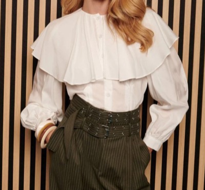 GHOSPELL(ゴスペル)ホワイトのケープブラウス