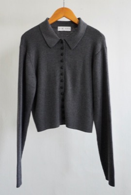 RIM.ARK(リムアーク)チャコールグレーのカーディガン