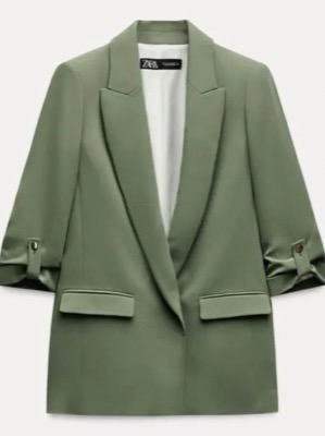ZARA（ザラ）グリーンのテーラードジャケット