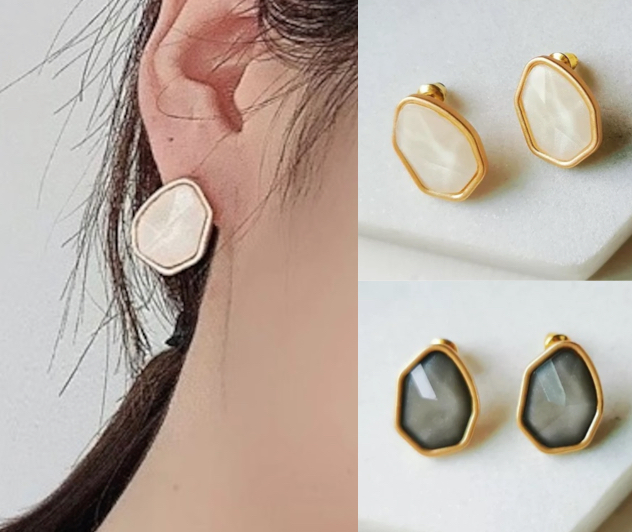 JEWELRY TIME（ジュエリーティム）ホワイトのストーンピアス