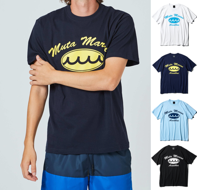 muta MARINE × ACANTHUSネイビーのロゴTシャツ