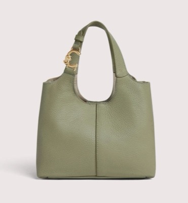 COCCINELLE（コチネレ）ライトグリーンのバッグ