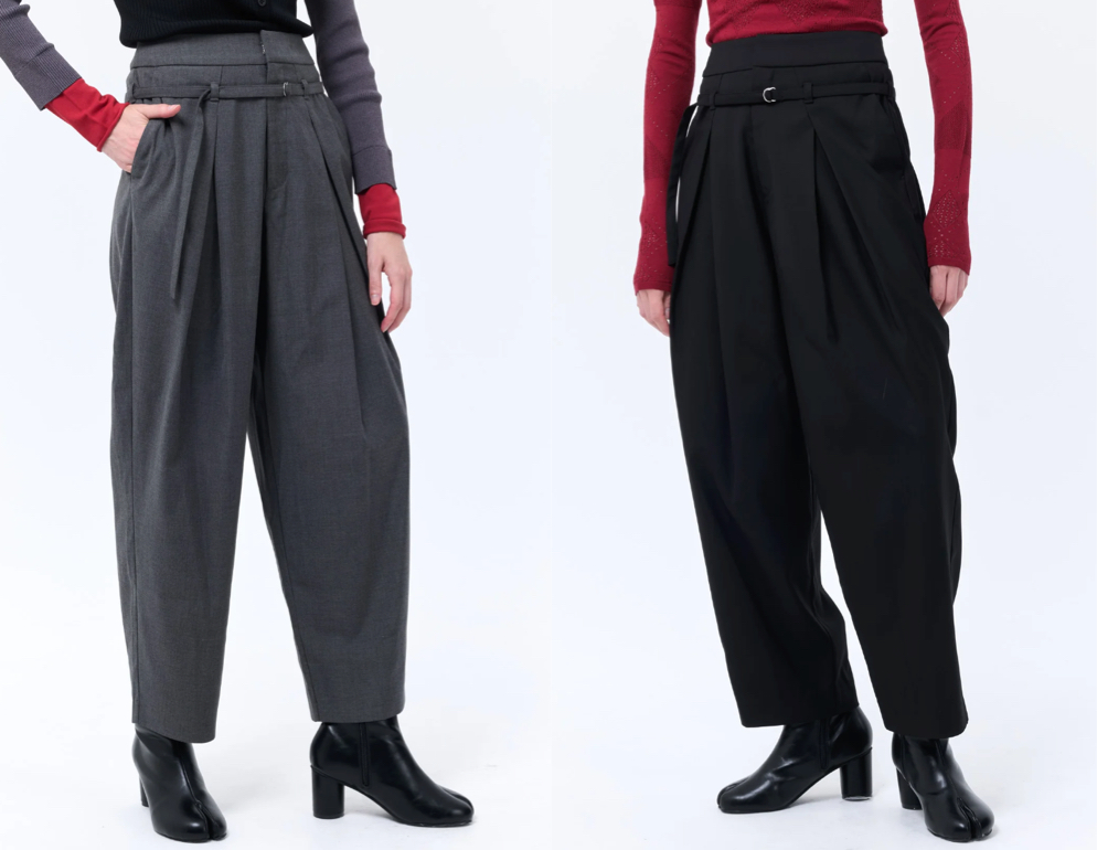 LAEMUSE（ラエミューズ）グレーのタックパンツ