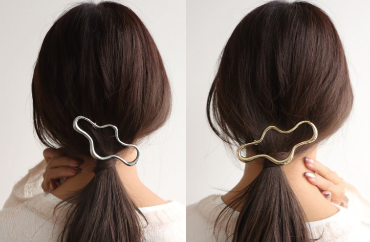 
Three Four Timeシルバーのヘアピン