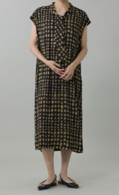 INED（イネド）ブラックのチェックボウタイワンピース