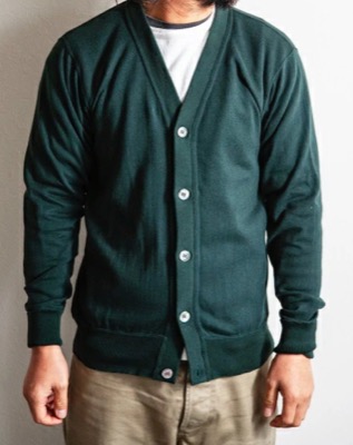 WORKERS（ワーカーズ）グリーンのカーディガン