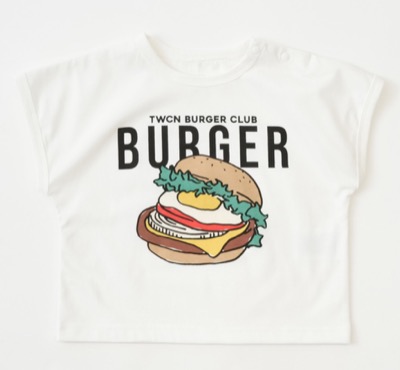 TOWN & COUNTRY（タウン＆カントリー）ホワイトのプリントTシャツ