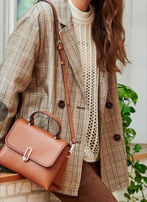 しまむらブラウンのショルダーバッグ