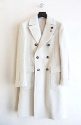 LARDINI(ラルディーニ)ホワイトのコート
