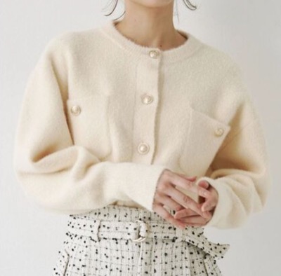 TONAL(トーナル)ホワイトのラメカーディガン