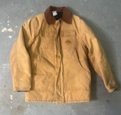 Carhartt（カーハート）ブラウンのジャケット