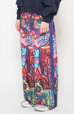 canaco_（カナコ）ピンク系のアート柄プリントパンツ