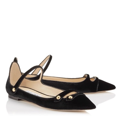 Jimmy Choo(ジミーチュウ)ブラックのフラットパンプス